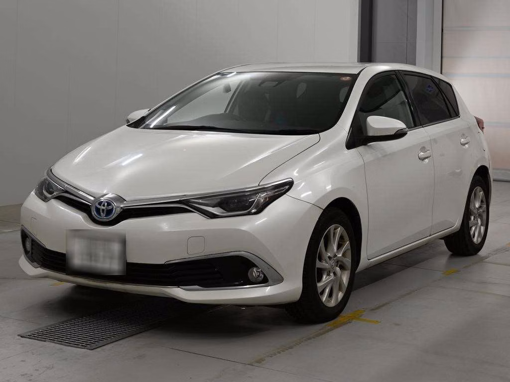 TOYOTA AURIS