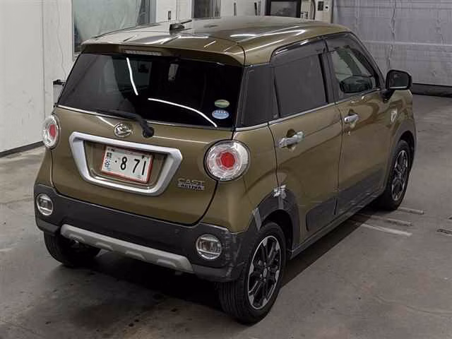 DAIHATSU CAST