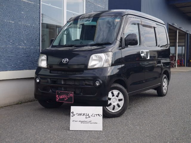 TOYOTA PIXIS VAN