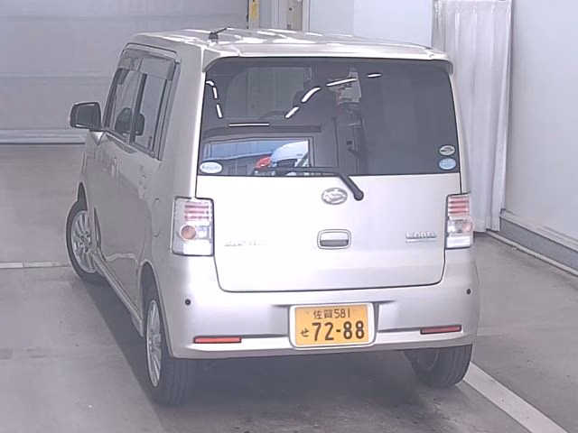 DAIHATSU MOVE CONTE