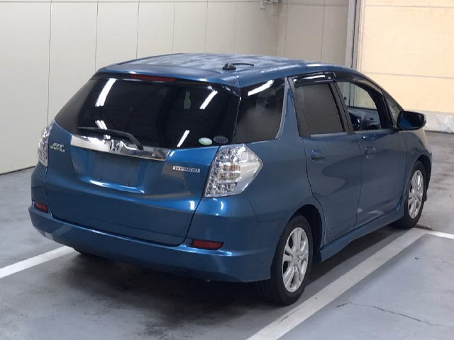 HONDA FIT SHUTTLE