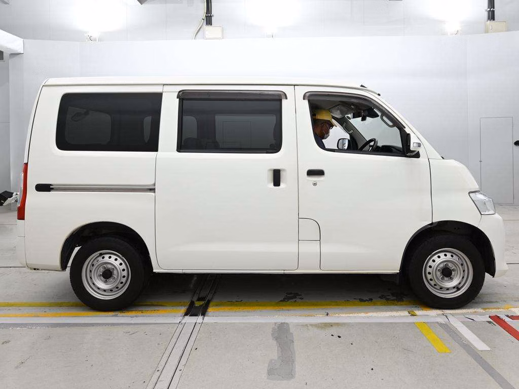 TOYOTA TOWN ACE