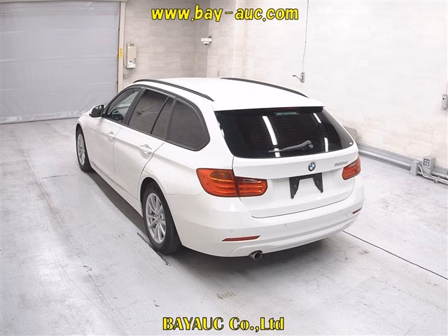 BMW 3-SERIES