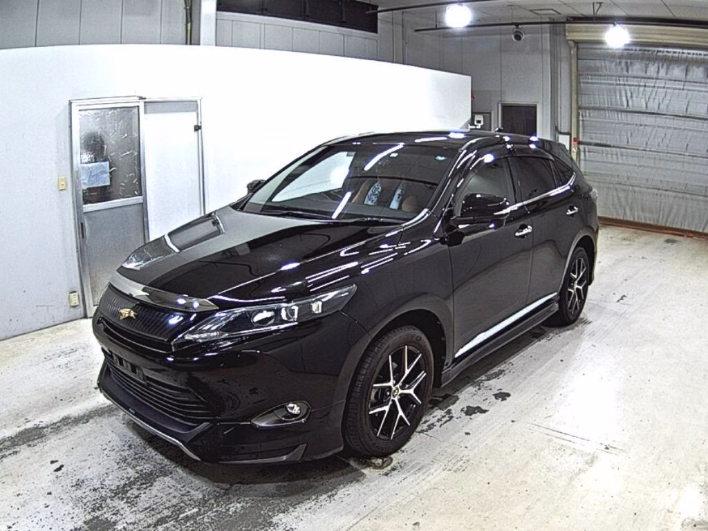 TOYOTA HARRIER