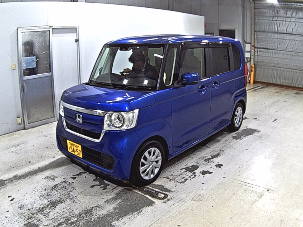 HONDA N-BOX