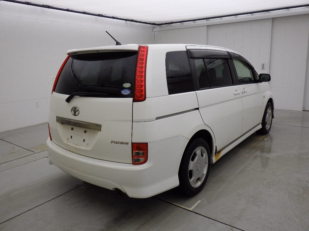 TOYOTA ISIS