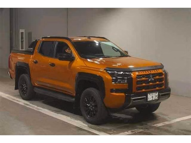 MITSUBISHI TRITON