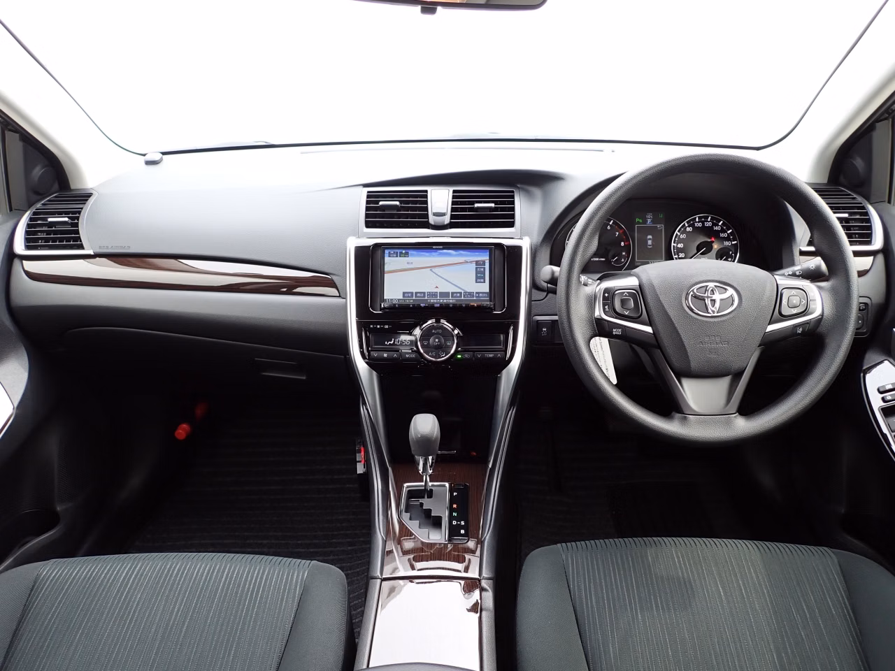 TOYOTA PREMIO