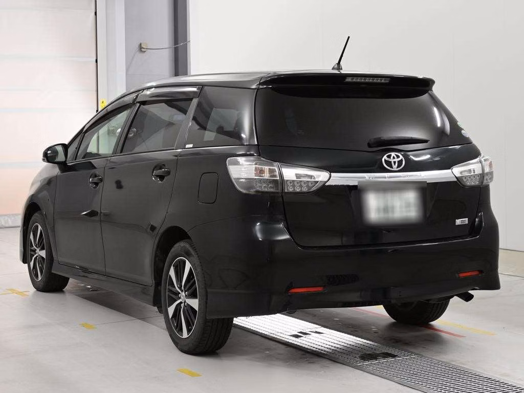 TOYOTA WISH