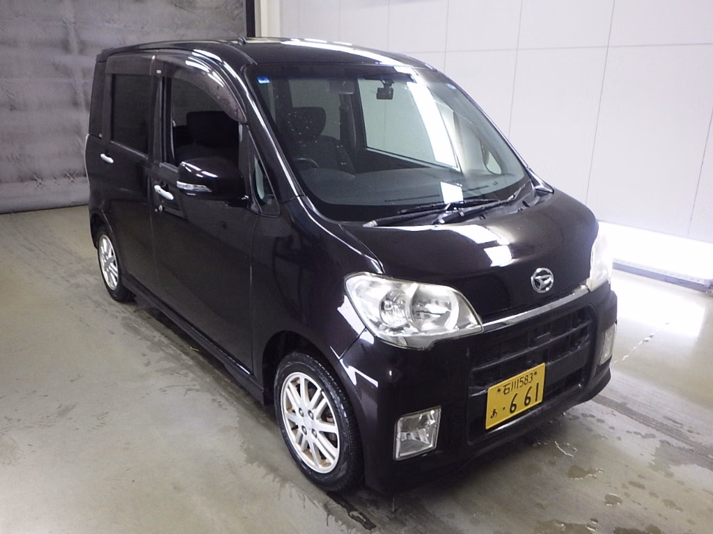 DAIHATSU TANTO EXE