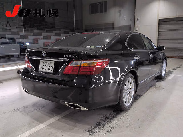 LEXUS LS600H