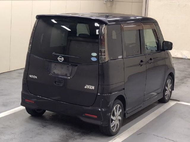 NISSAN ROOX