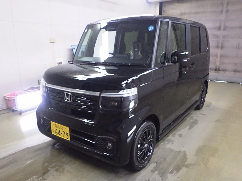 HONDA N-BOX