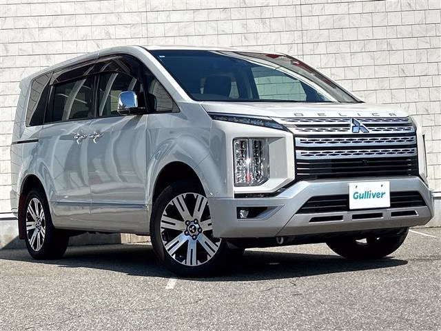 MITSUBISHI DELICA D:5