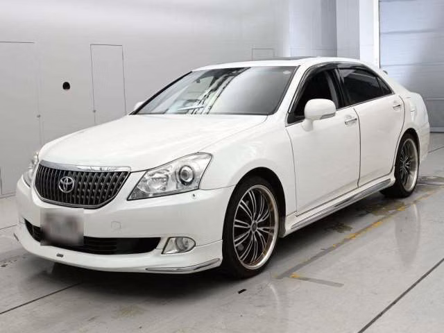 Toyota Crown Majesta