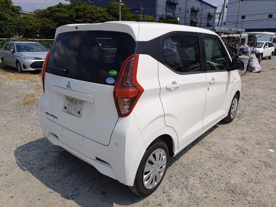 MITSUBISHI EK WAGON