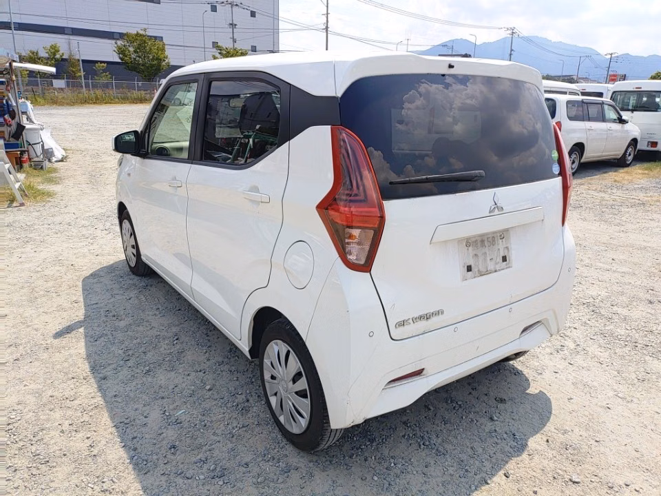 MITSUBISHI EK WAGON