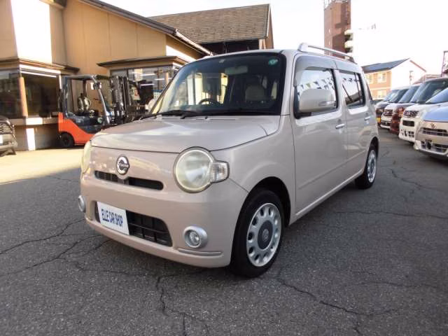 Daihatsu Mira Cocoa