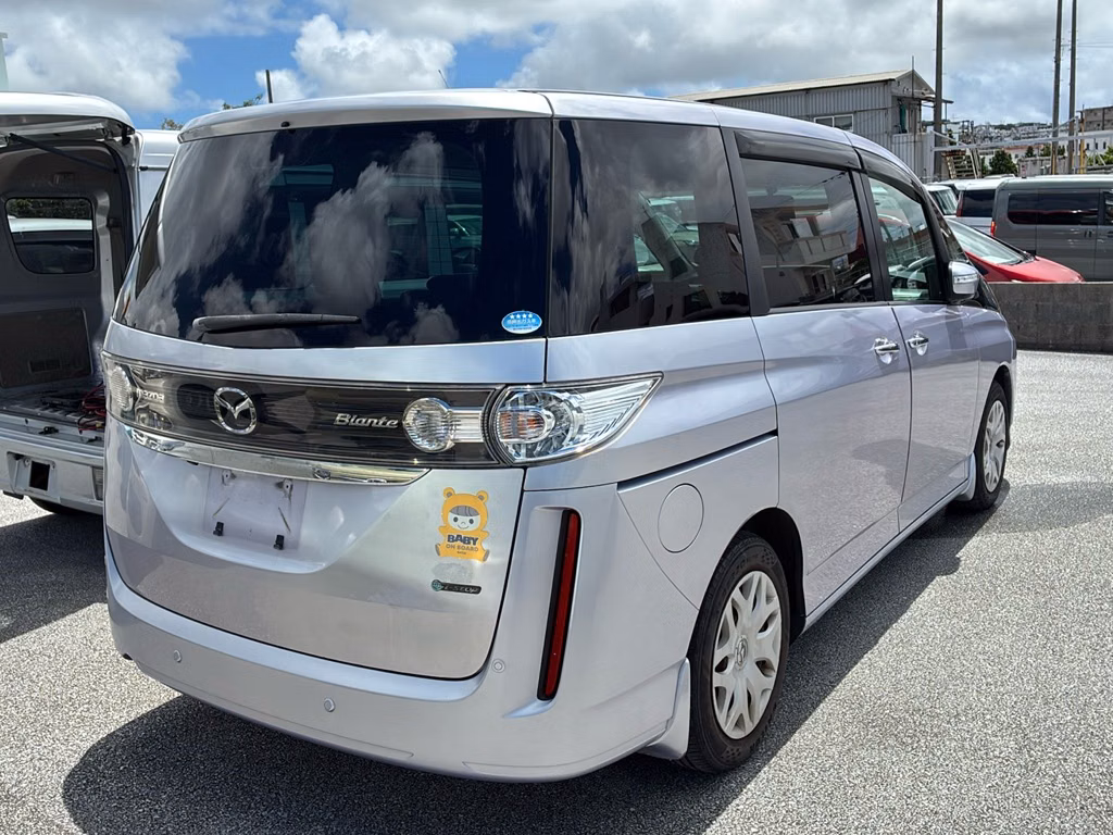 MAZDA BIANTE