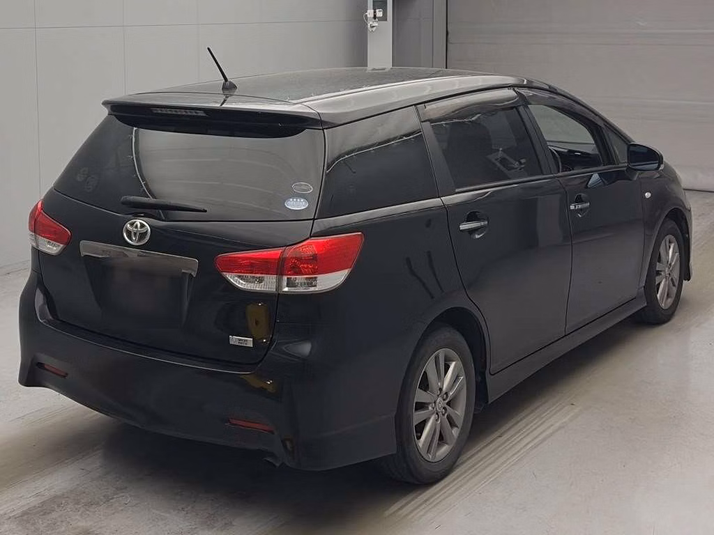 TOYOTA WISH