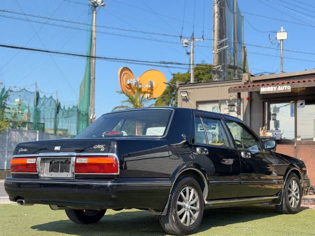 NISSAN GLORIA
