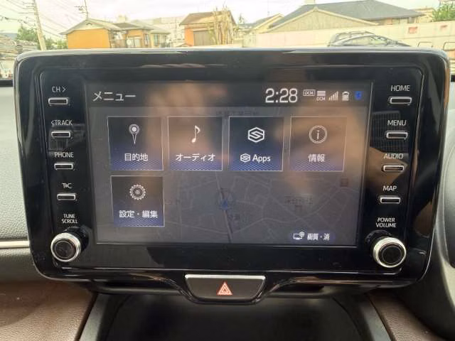 TOYOTA YARIS CROSS