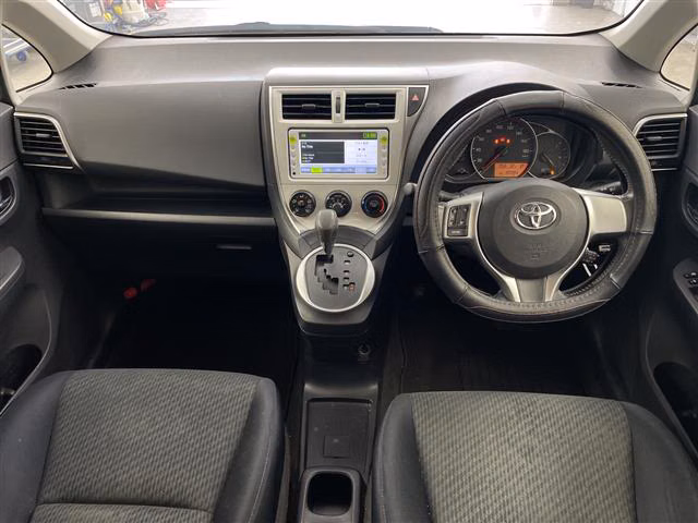 TOYOTA RACTIS