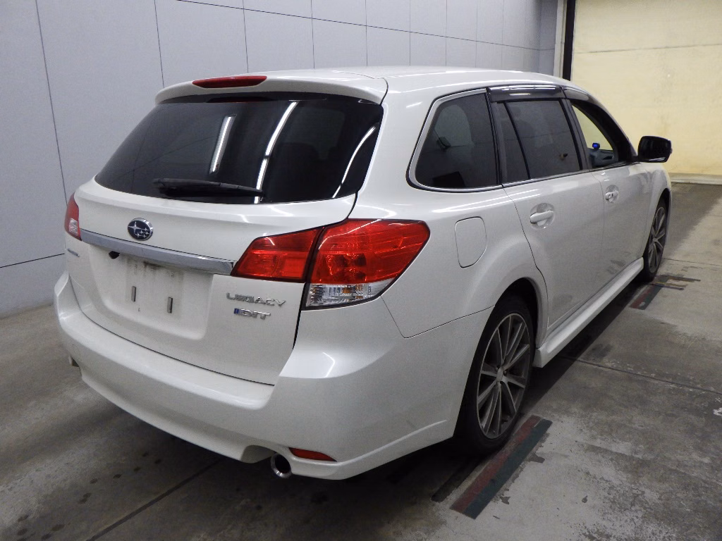 SUBARU LEGACY