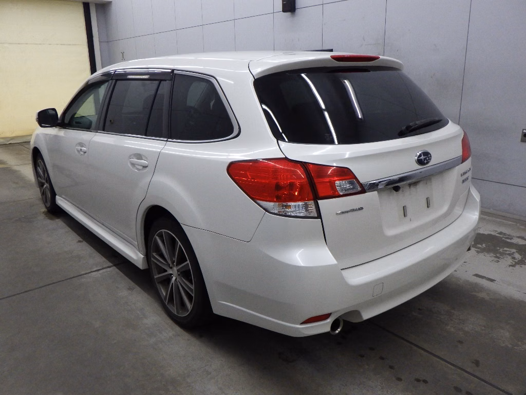 SUBARU LEGACY