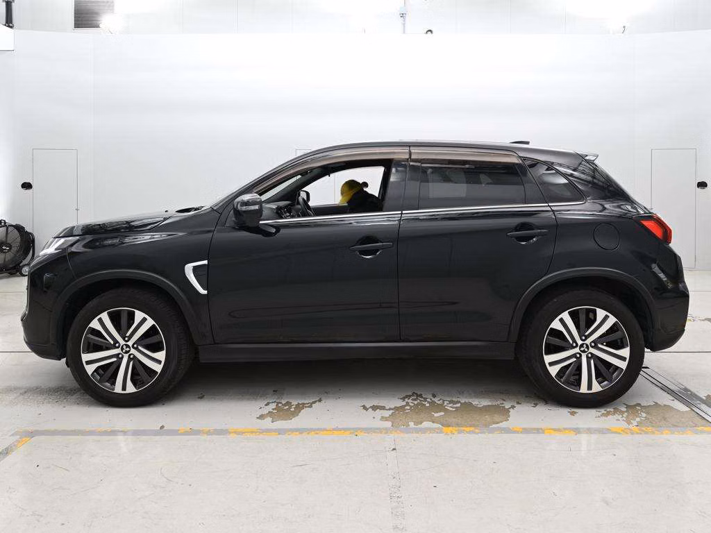 MITSUBISHI RVR