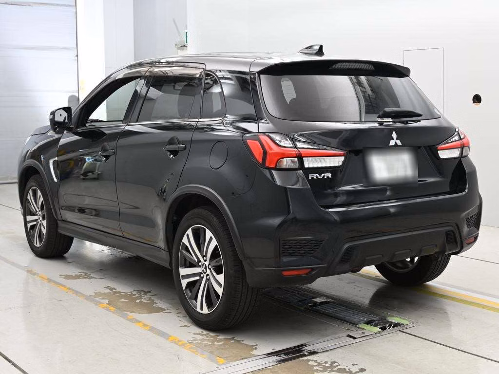 MITSUBISHI RVR