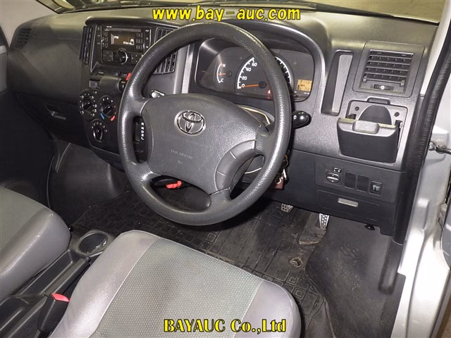 TOYOTA LITE ACE