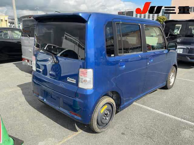 DAIHATSU MOVE CONTE