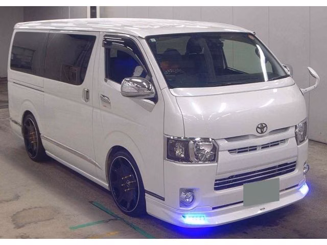 Toyota Regius Ace