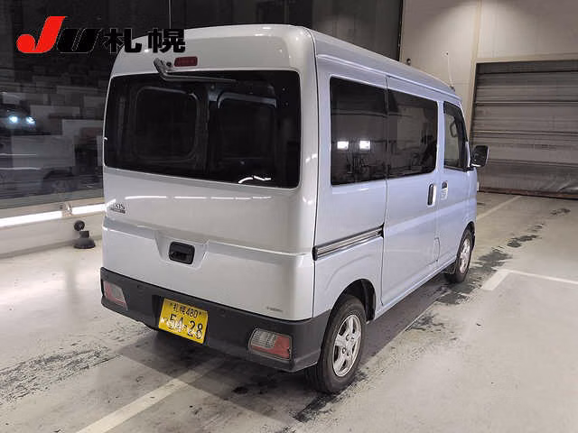 TOYOTA PIXIS VAN