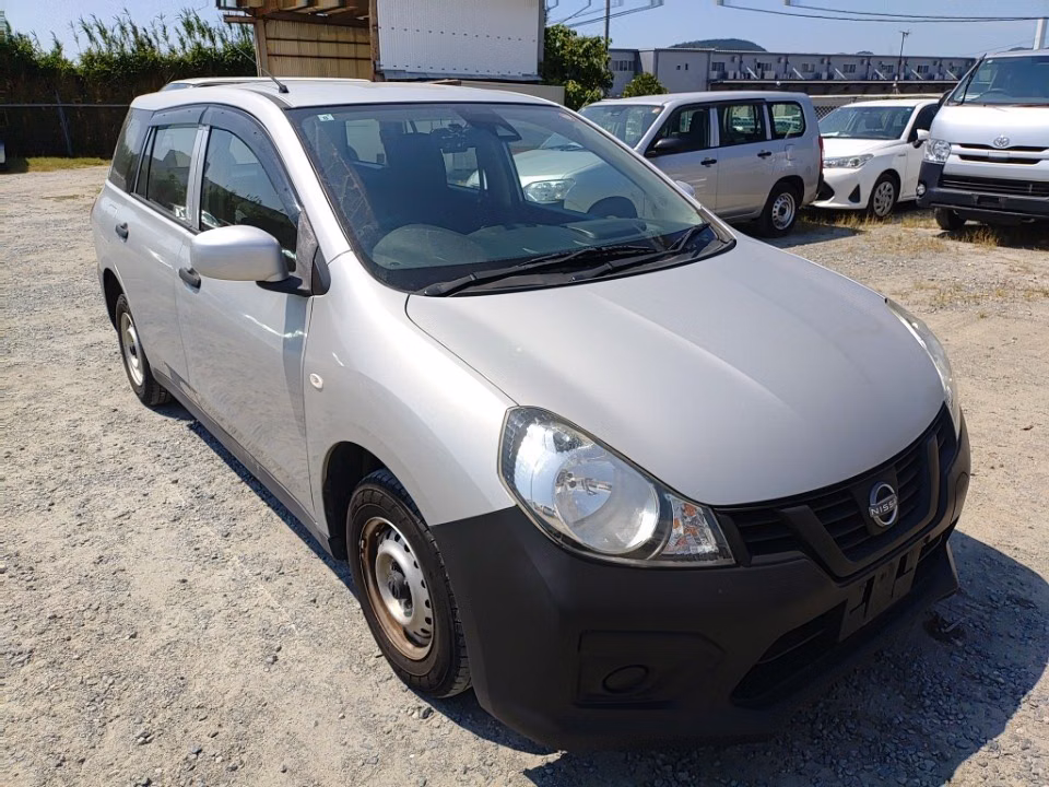 NISSAN AD