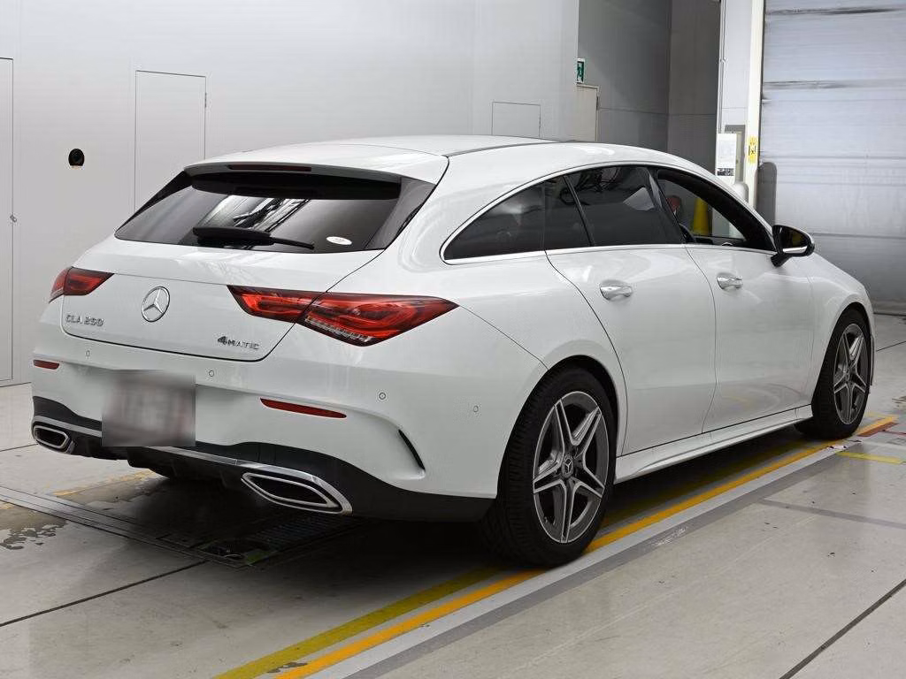 MERCEDES-BENZ CLA-CLASS