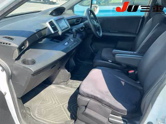 HONDA FREED SPIKE