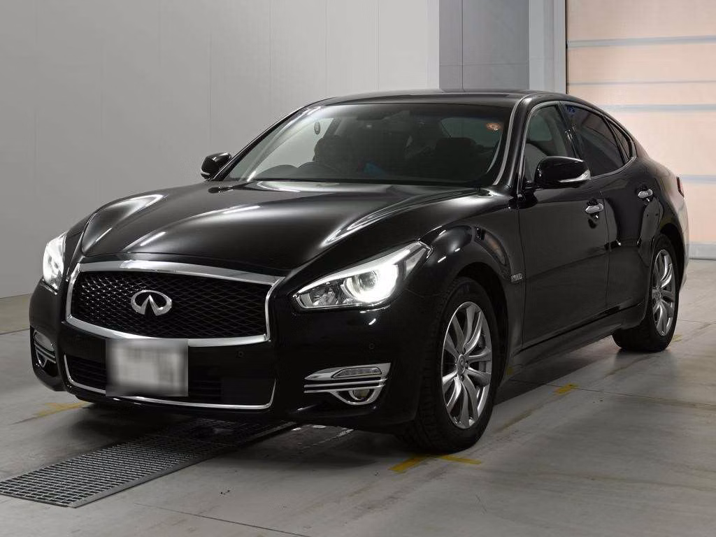 NISSAN FUGA