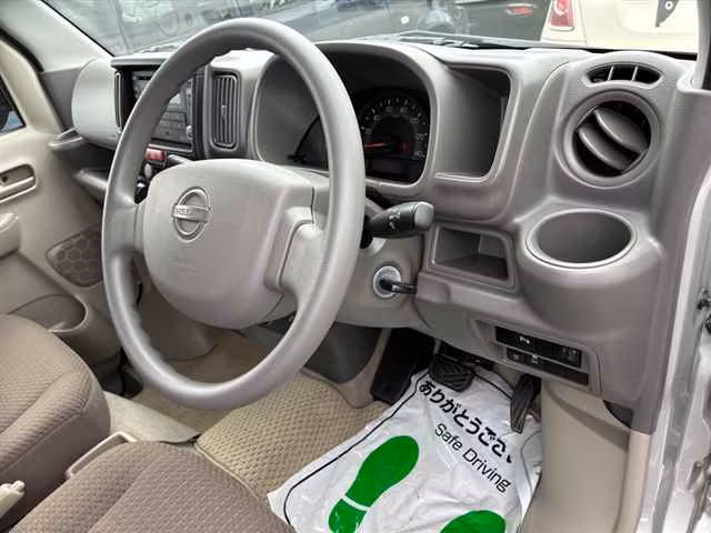 NISSAN NV100 CLIPPER