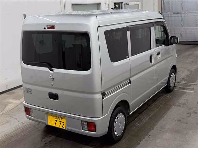 NISSAN NV100 CLIPPER