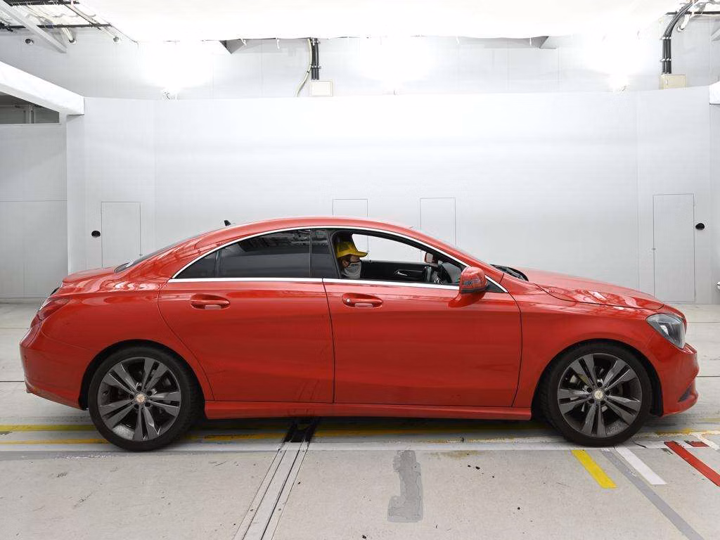 MERCEDES-BENZ CLA-CLASS