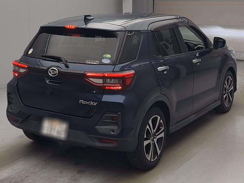 DAIHATSU ROCKY