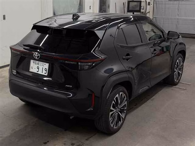 TOYOTA YARIS CROSS