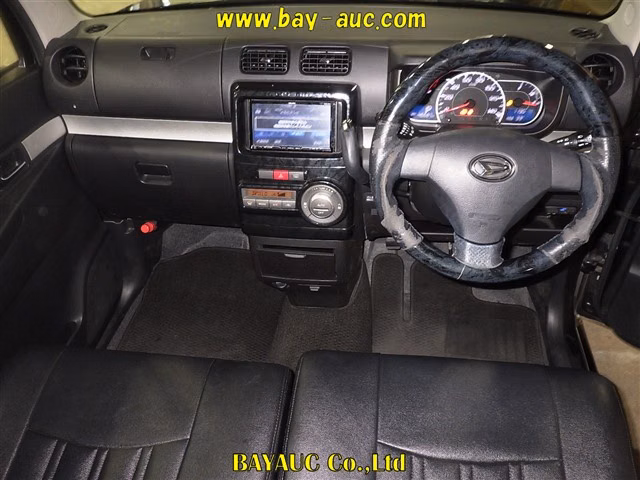 DAIHATSU MOVE CONTE