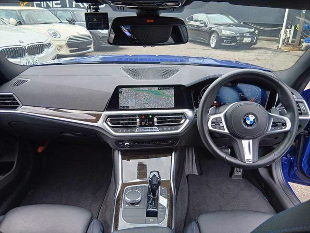BMW 3-SERIES