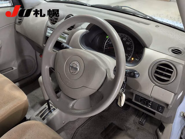 NISSAN PINO