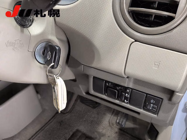 NISSAN PINO