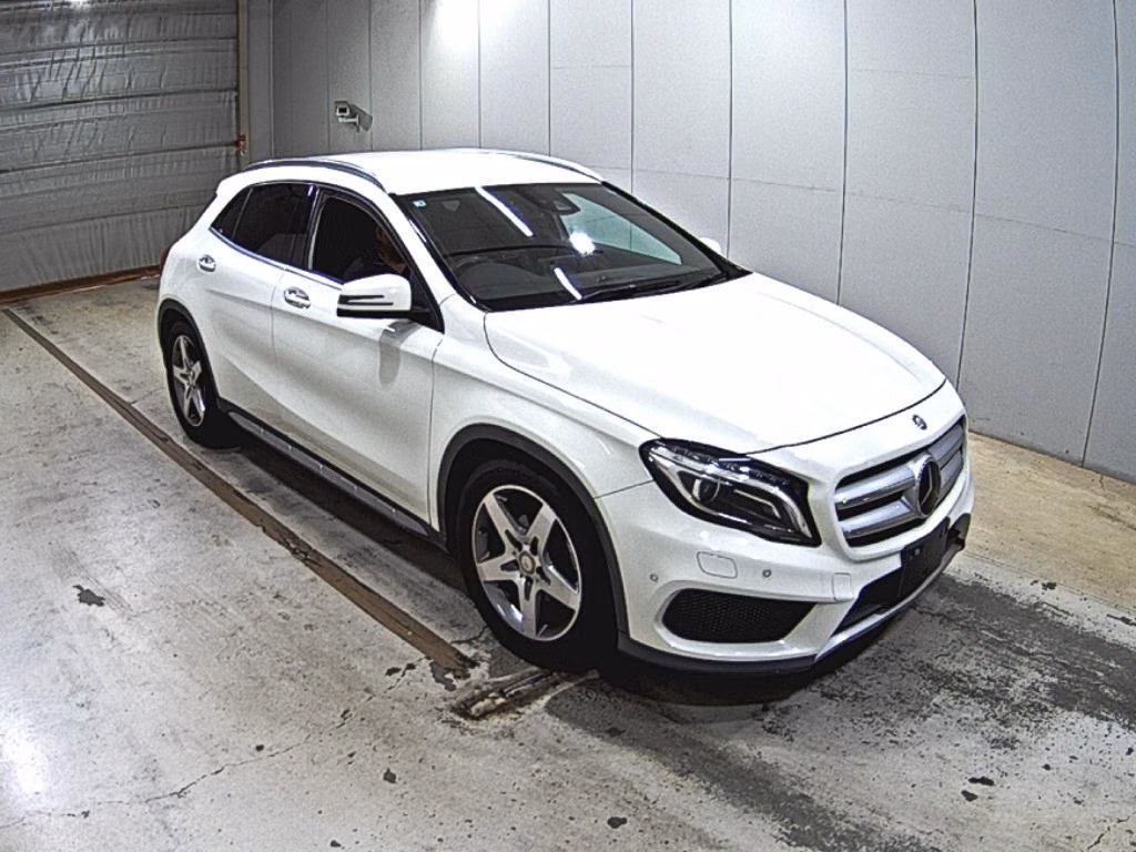 Mercedes-Benz GLA-Class