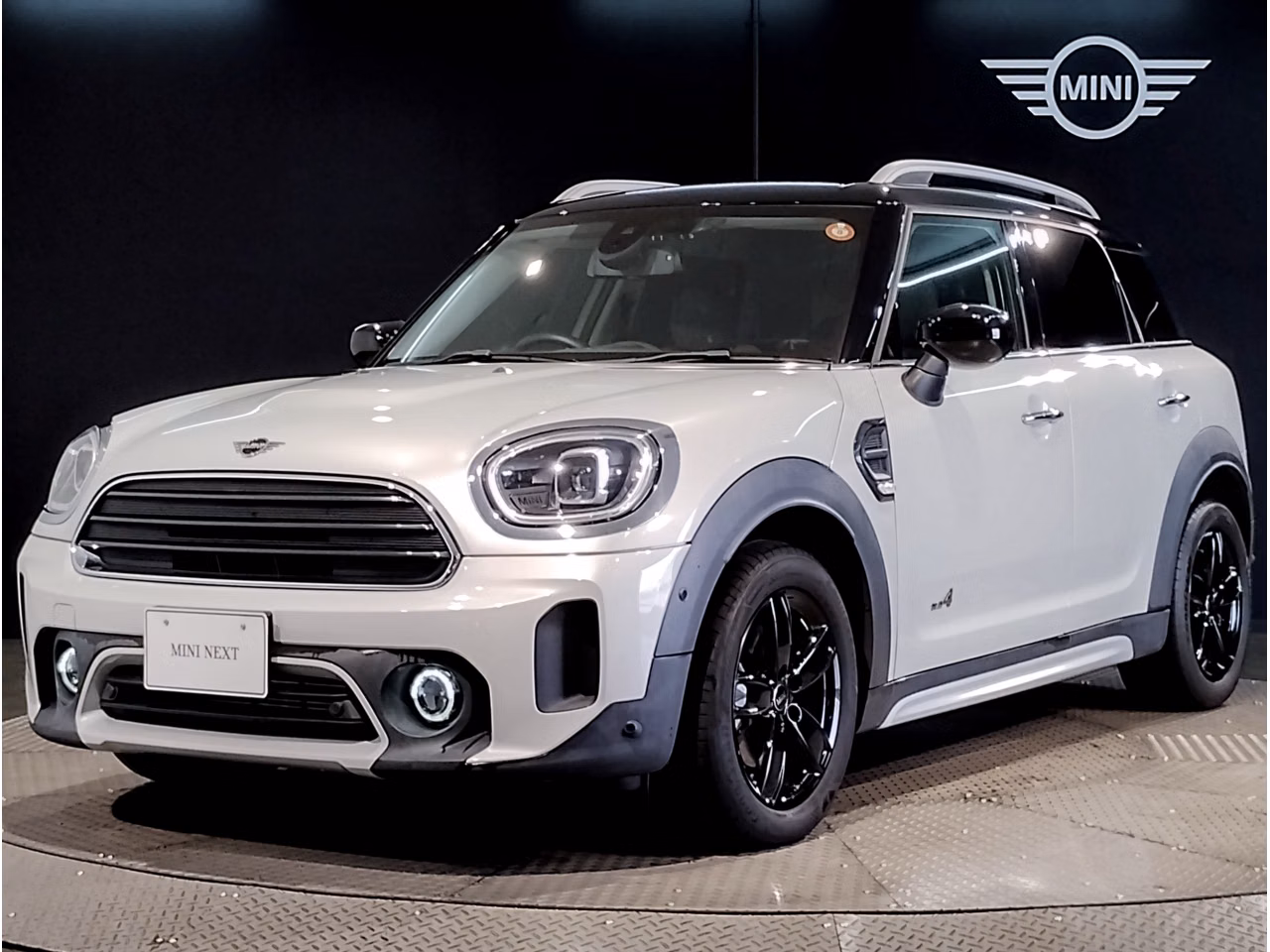 MINI Crossover